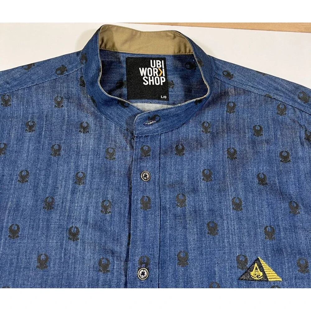 Ubi Workshop Ubisoft Assassin's Creed All Over Print Buttup Up Shirt Men's Large